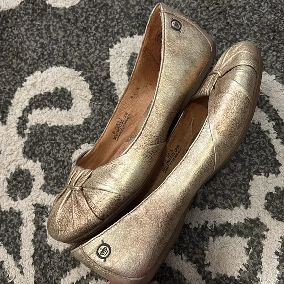 Born Gold Genuine Leather Flats - Picture 2 of 7